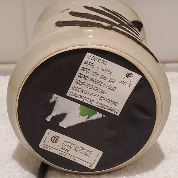 SCENTSY, Fossil Fern Full-sized Scentsy - Picture 5 of 5